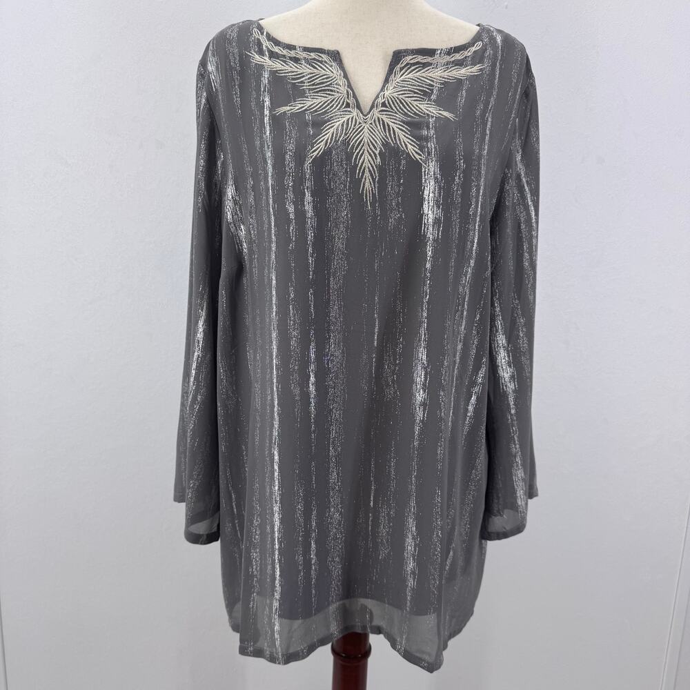 Bob Mackie Wearable Art Gray V Neck Embroidered Tunic Top Boho Momcore Casual XL